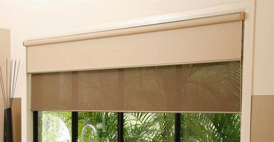 Dual sheer and block out roller blinds Ripley, Springfield Lakes and Brook water Brisbane Ipswich 